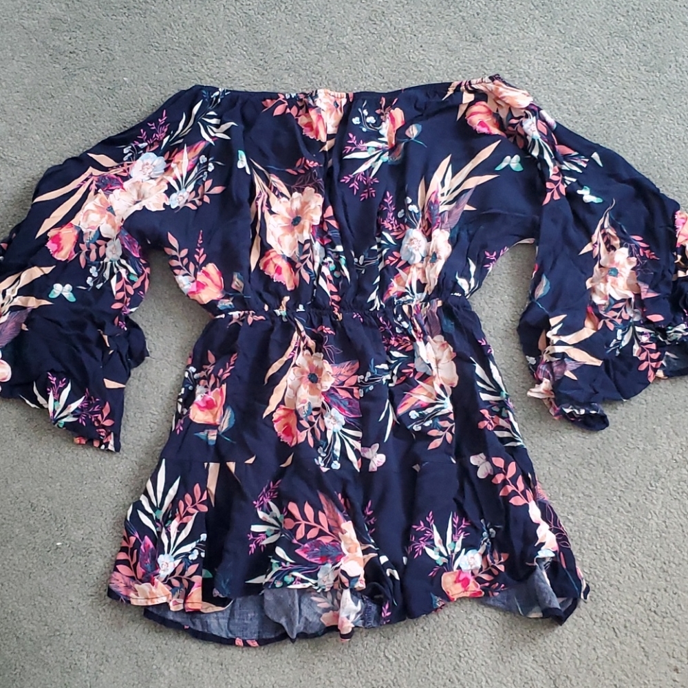 Romper - Picture 2 of 5